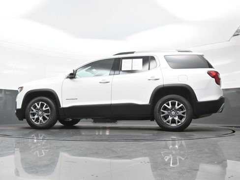 Used 2023 GMC Acadia SLT AWD/4WD image 30