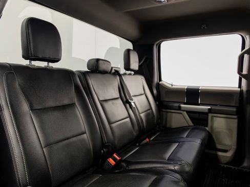 Used 2021 Ford F250 XLT w/ FX4 Off-Road Package image 32