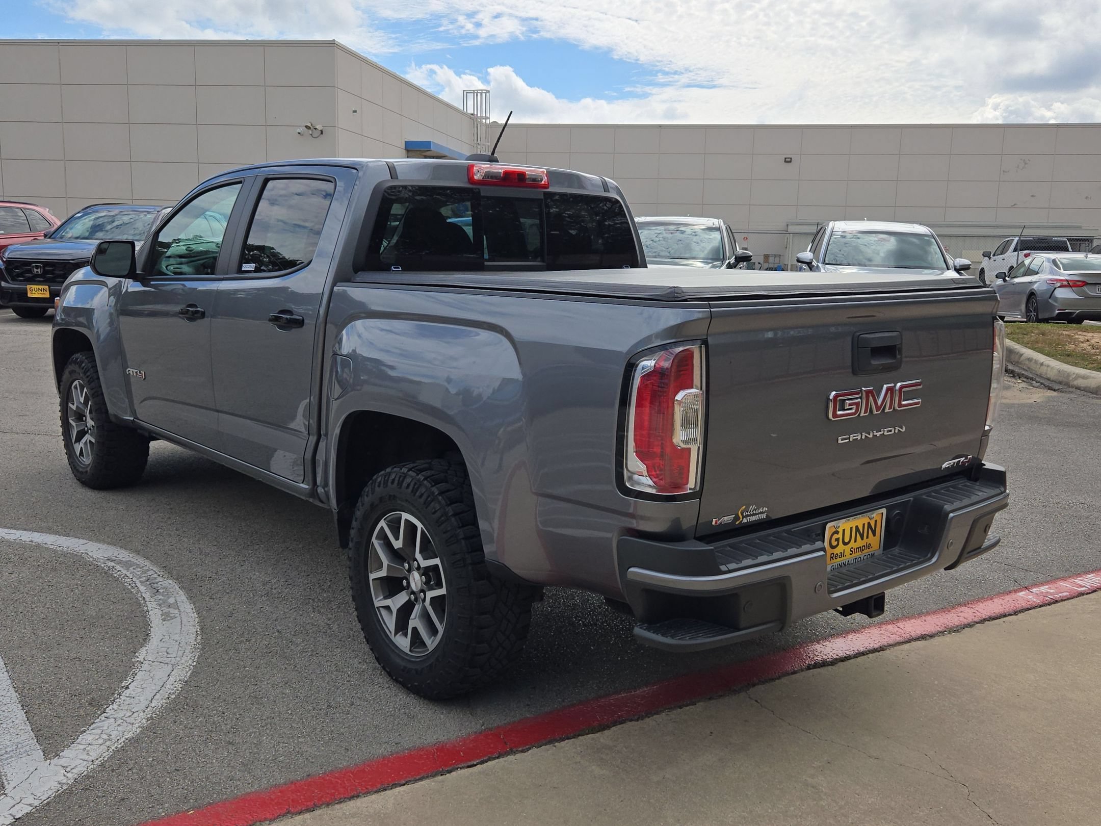 Used 2021 GMC Canyon AT4 w/ Driver Alert Package AWD/4WD image 5