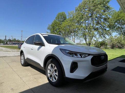 Used 2024 Ford Escape Active w/ Tech Pack #1 AWD/4WD image 7