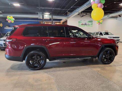 Used 2024 Jeep Grand Cherokee L Limited w/ Luxury Tech Group II AWD/4WD image 10