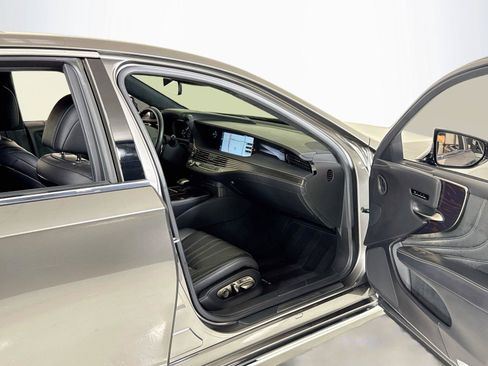 Used 2018 Lexus LS 500 AWD w/ Luxury Package image 33