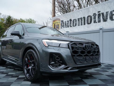 Used 2025 Audi SQ7 Premium Plus AWD/4WD image 89