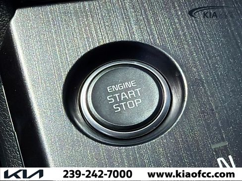 New 2026 Kia Sportage LX FWD image 28