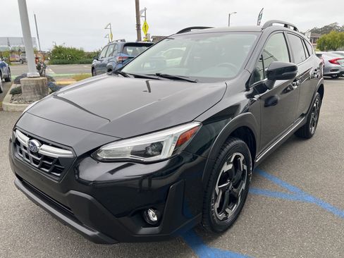 Used 2023 Subaru Crosstrek 2.5i Limited AWD/4WD image 2