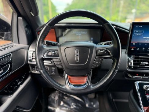 Used 2024 Lincoln Navigator L 4WD image 44