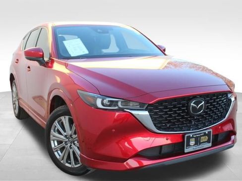 Used 2023 MAZDA CX-5 Signature image 3