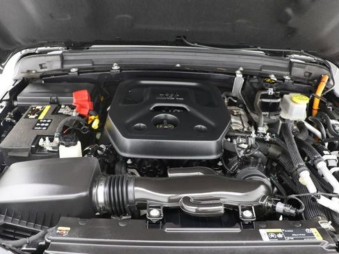 Used 2023 Jeep Wrangler Unlimited Rubicon 4xe w/ Cold Weather Group AWD/4WD image 29