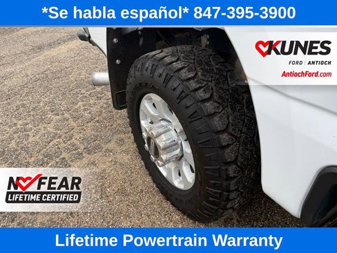 Used 2023 Ford F250 XLT w/ FX4 Off-Road Package image 12