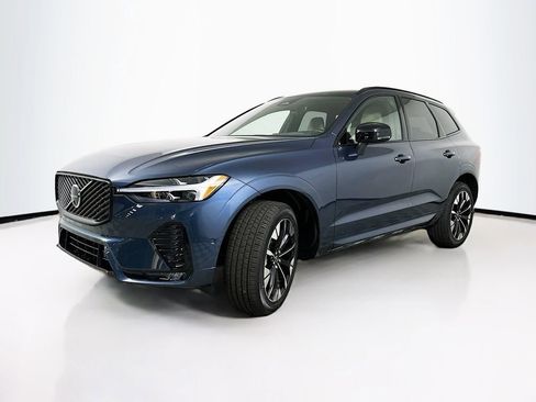 Used 2026 Volvo XC60 B5 Plus w/ Protection Package Premier image 2