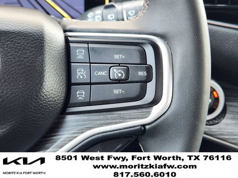 Used 2024 Jeep Wagoneer L Series II w/ Flexible Seating Group AWD/4WD image 27