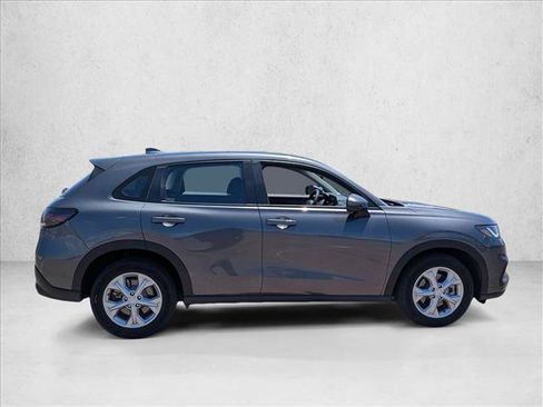 Used 2025 Honda HR-V LX image 4