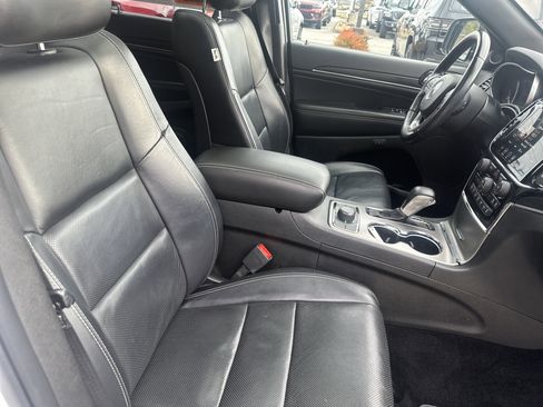 Used 2021 Jeep Grand Cherokee Limited w/ Quick Order Package 28K 80th AWD/4WD image 30