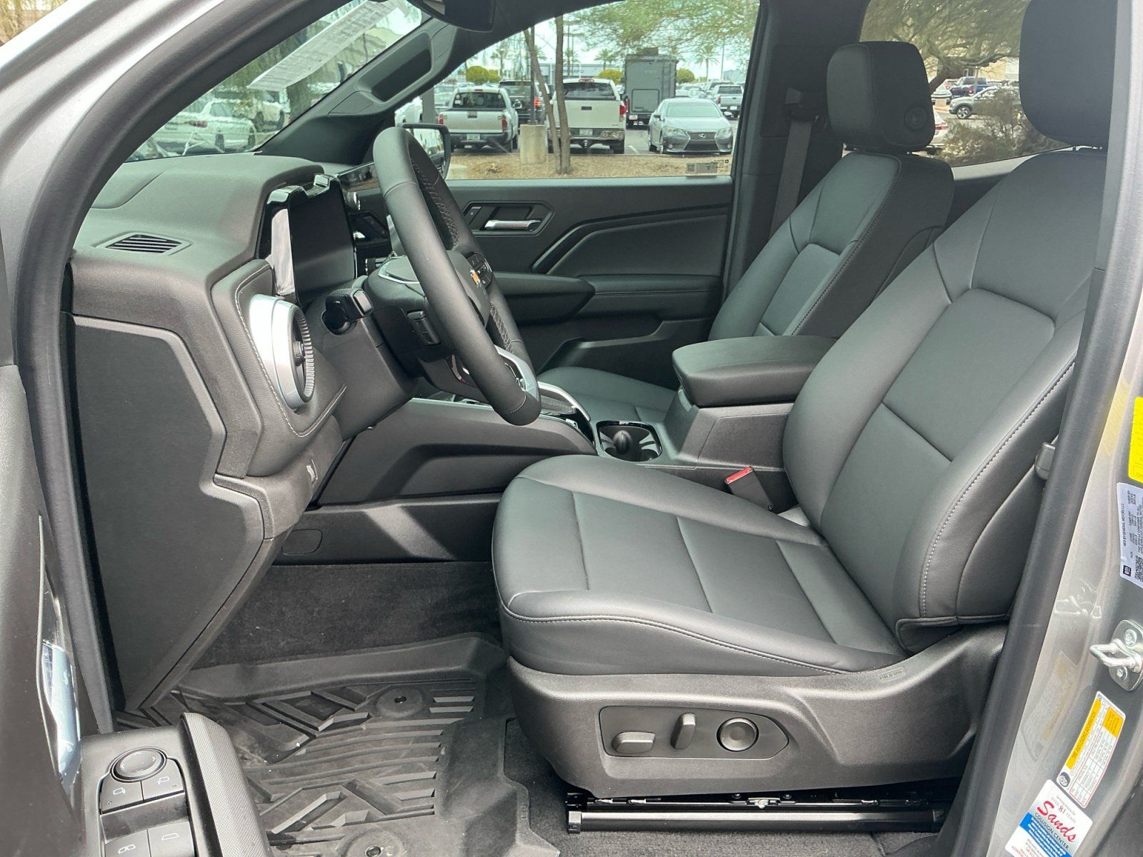 Used 2026 Chevrolet Colorado LT w/ LT Convenience Package RWD image 14