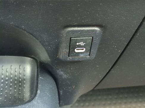 Used 2023 Toyota Corolla XLE image 29