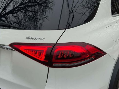 Used 2022 Mercedes-Benz GLE 350 4MATIC image 10