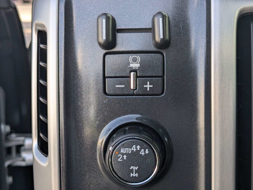 Used 2018 GMC Sierra 1500 SLT AWD/4WD image 30