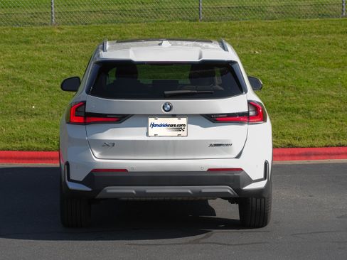 Used 2023 BMW X1 xDrive28i w/ Convenience Package AWD/4WD image 8