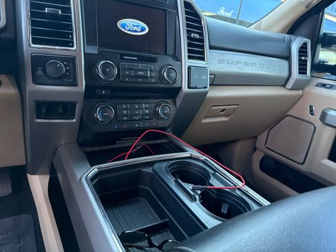 Used 2018 Ford F250 Lariat w/ Lariat Ultimate Package image 27