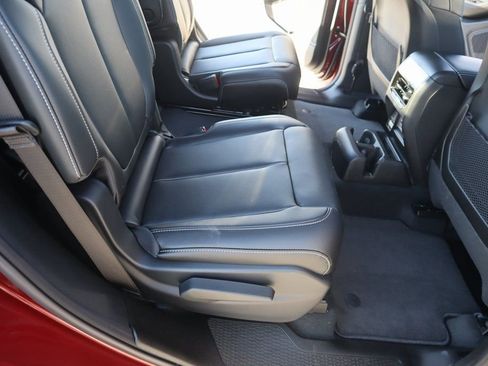 New 2025 Jeep Grand Cherokee L Limited image 15