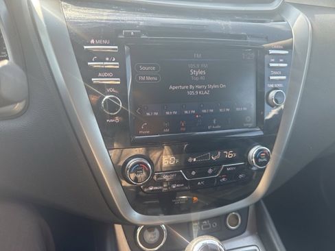 Used 2023 Nissan Murano SV image 10