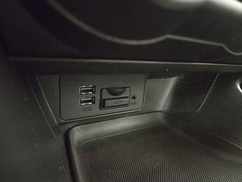 Used 2018 MAZDA MAZDA3 Sport w/ Preferred Equipment Package image 26