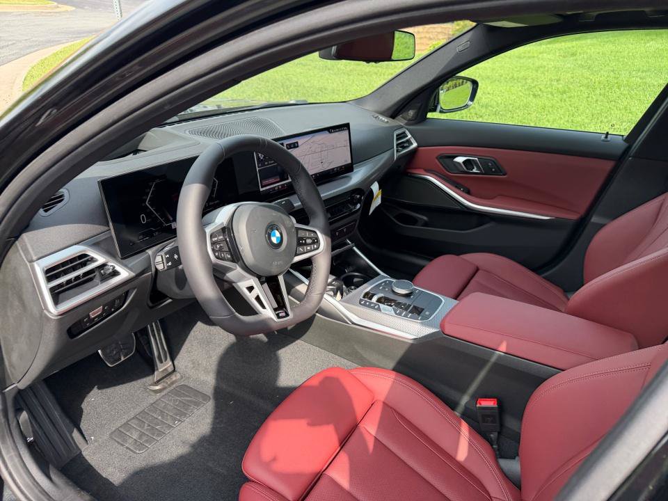 New 2026 BMW 330i xDrive Sedan w/ M Sport Package AWD/4WD image 30