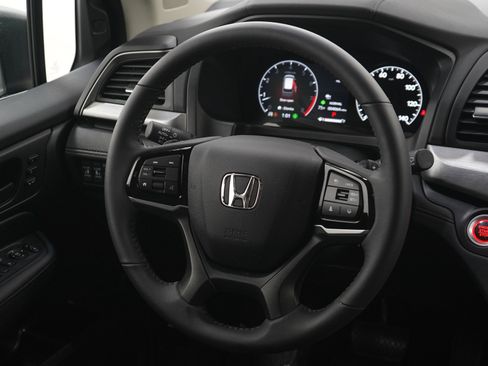 Used 2026 Honda Odyssey EX-L image 15