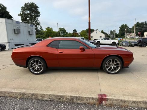 Used 2023 Dodge Challenger SXT w/ Plus Package RWD image 5