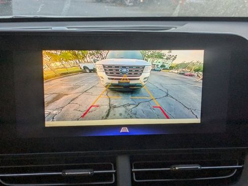 Used 2024 Chevrolet Trax ACTIV w/ Sunroof Package image 9