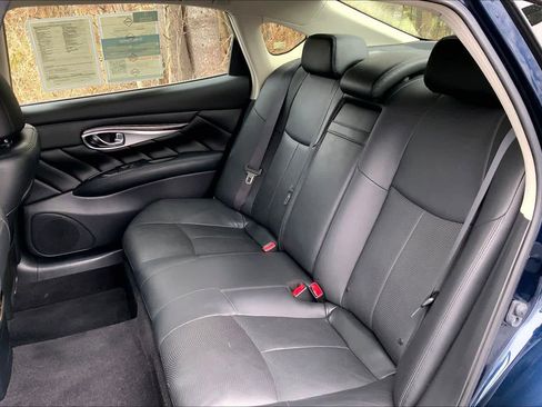 Used 2019 INFINITI Q70 L 3.7 AWD/4WD image 21