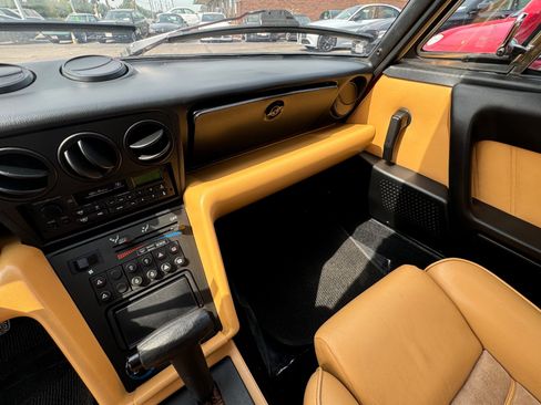 Used 1991 Alfa Romeo Spider Veloce image 17