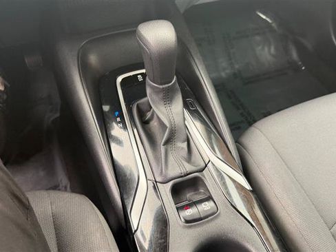 Used 2020 Toyota Corolla LE FWD image 37