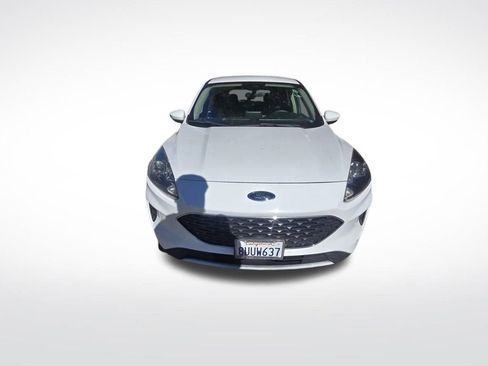 Used 2020 Ford Escape SE image 3