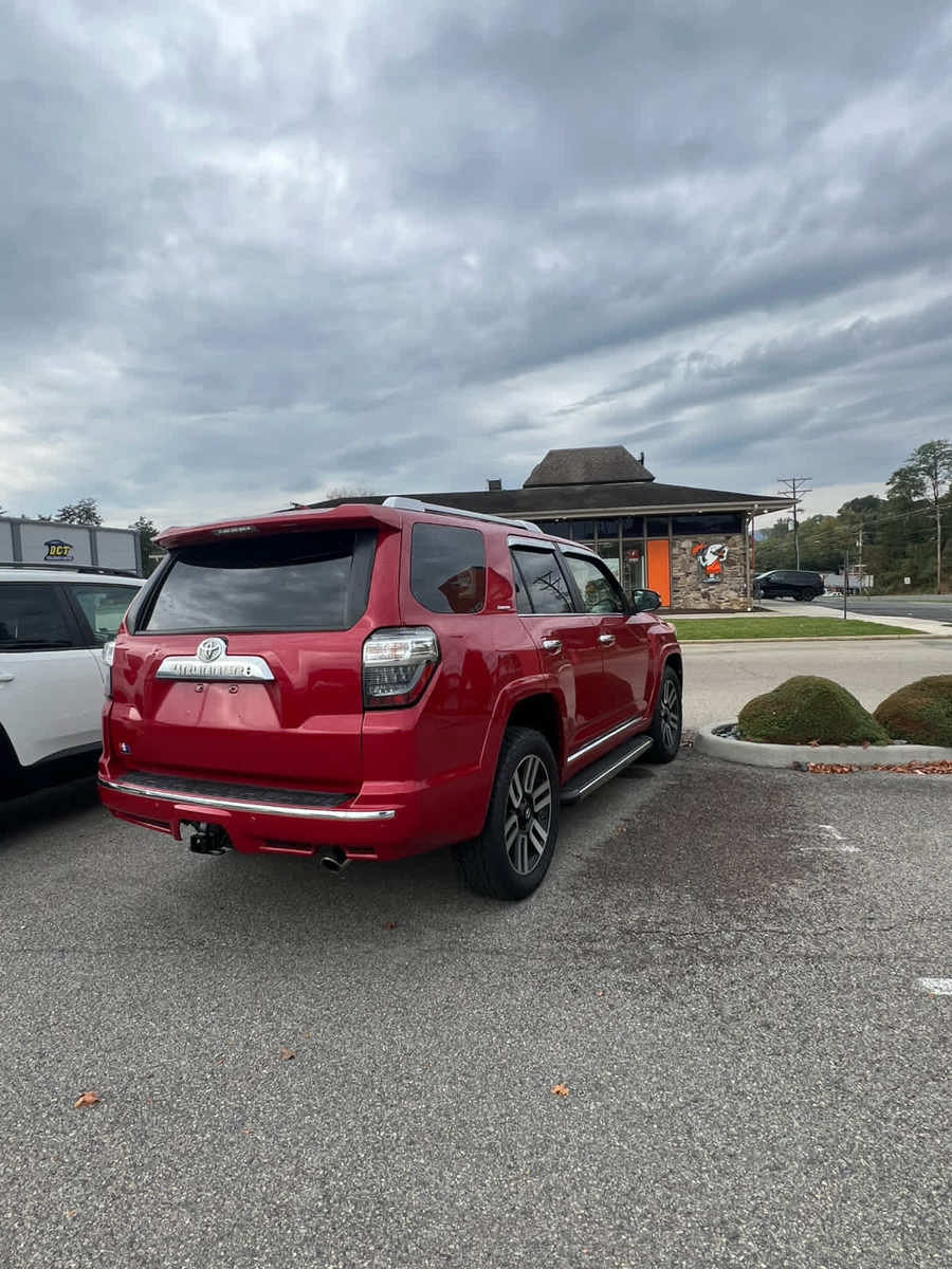 Used 2015 Toyota 4Runner Limited AWD/4WD image 11