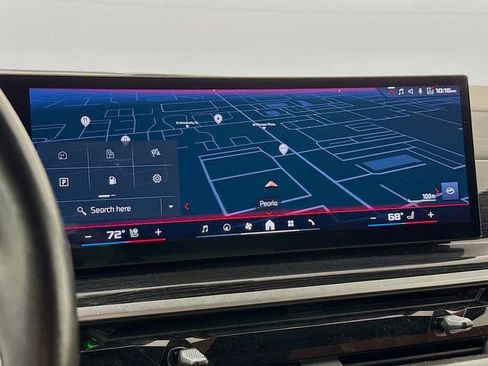 Used 2024 BMW X7 M60i w/ Executive Package image 13