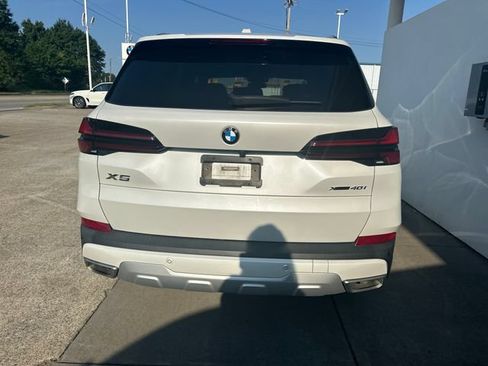 Used 2024 BMW X5 xDrive40i w/ Premium Package AWD/4WD image 4