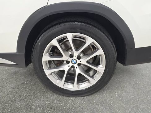 Used 2021 BMW X6 xDrive40i w/ Convenience Package AWD/4WD image 31