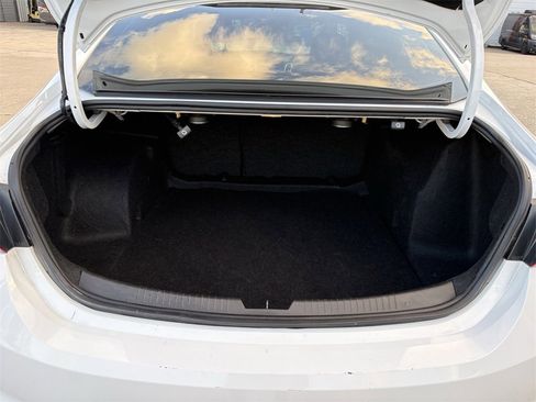 Used 2023 Chevrolet Malibu LT image 27