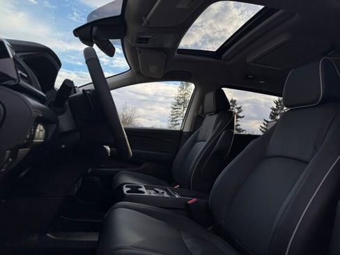 New 2026 Honda Odyssey Elite image 18