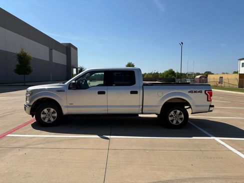Used 2015 Ford F150 XLT w/ Trailer Tow Package image 5