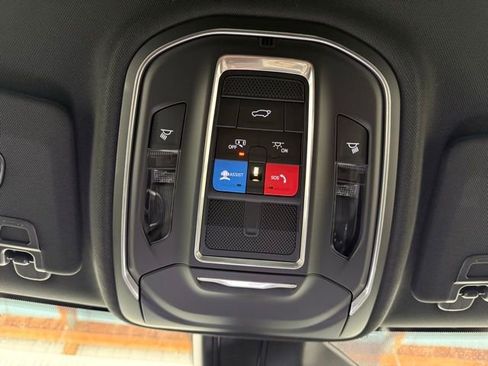 New 2026 Jeep Grand Cherokee Limited image 17