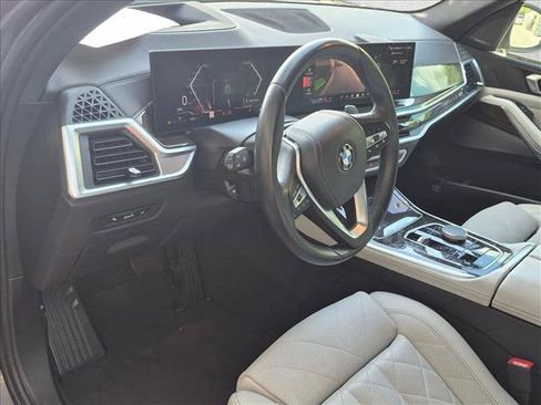 Used 2024 BMW X5 sDrive40i w/ Premium Package RWD image 4
