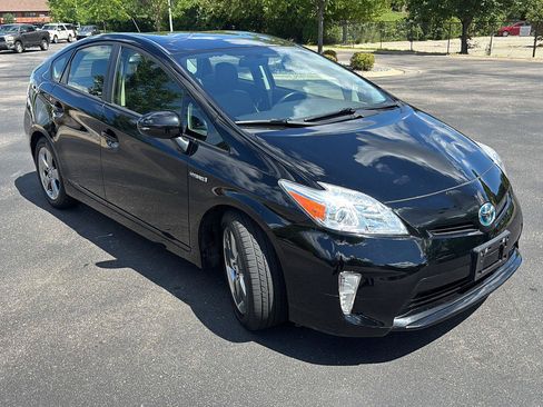 Used 2013 Toyota Prius Persona Series FWD image 7