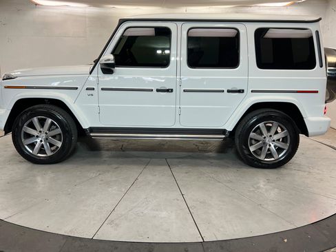 Used 2024 Mercedes-Benz G 550 image 2