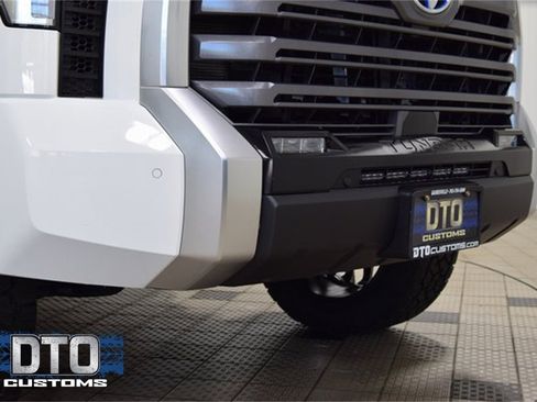 Used 2024 Toyota Tundra Limited image 11