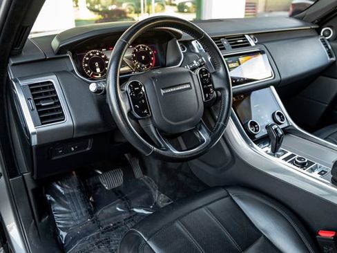 Used 2020 Land Rover Range Rover Sport HSE image 16