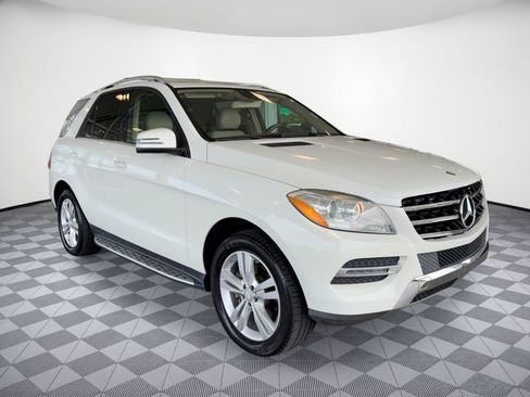 Used 2014 Mercedes-Benz ML 350 4MATIC image 7
