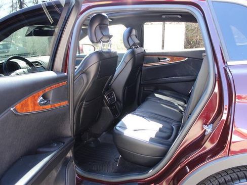 Used 2018 Lincoln MKX Reserve w/ Lincoln MKX Climate Package AWD/4WD image 24