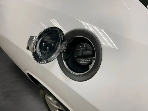 Used 2021 Dodge Challenger SXT RWD image 28